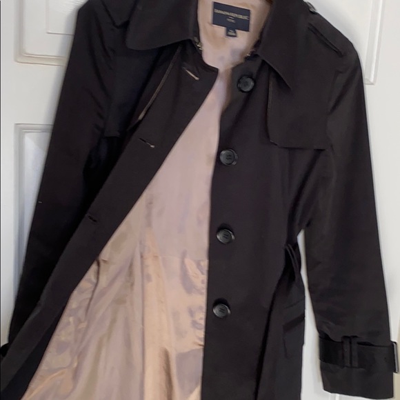 Banana Republic Black Trench Coat - Picture 5 of 9